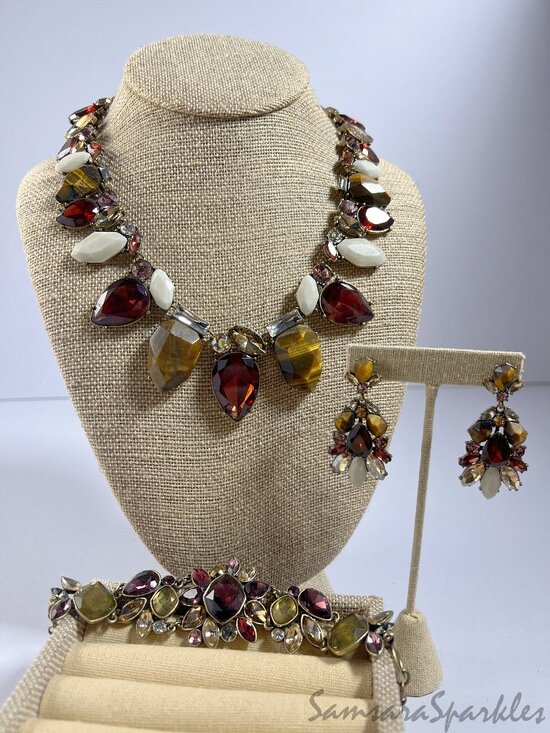 Chloe + Isabel Jewelry - Chloe + Isabel Brilliant Bouquet Three-piece Set- Necklace + Bracelet + Earrings